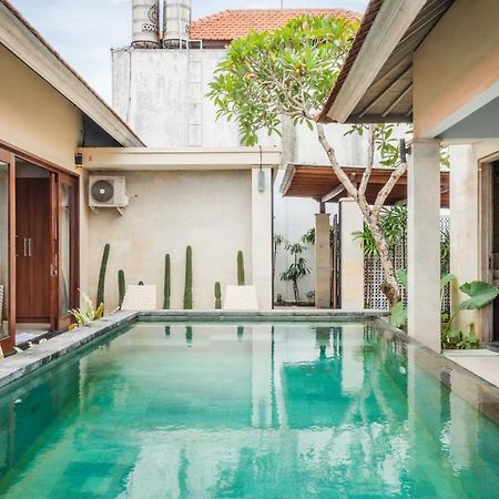 Cosy And Cheerful 2 Bedroom Villa 5Mins To Finns Canggu Exteriér fotografie